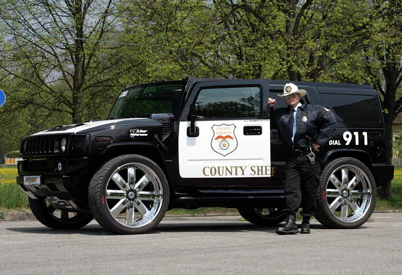 Policejní Hummer.jpg